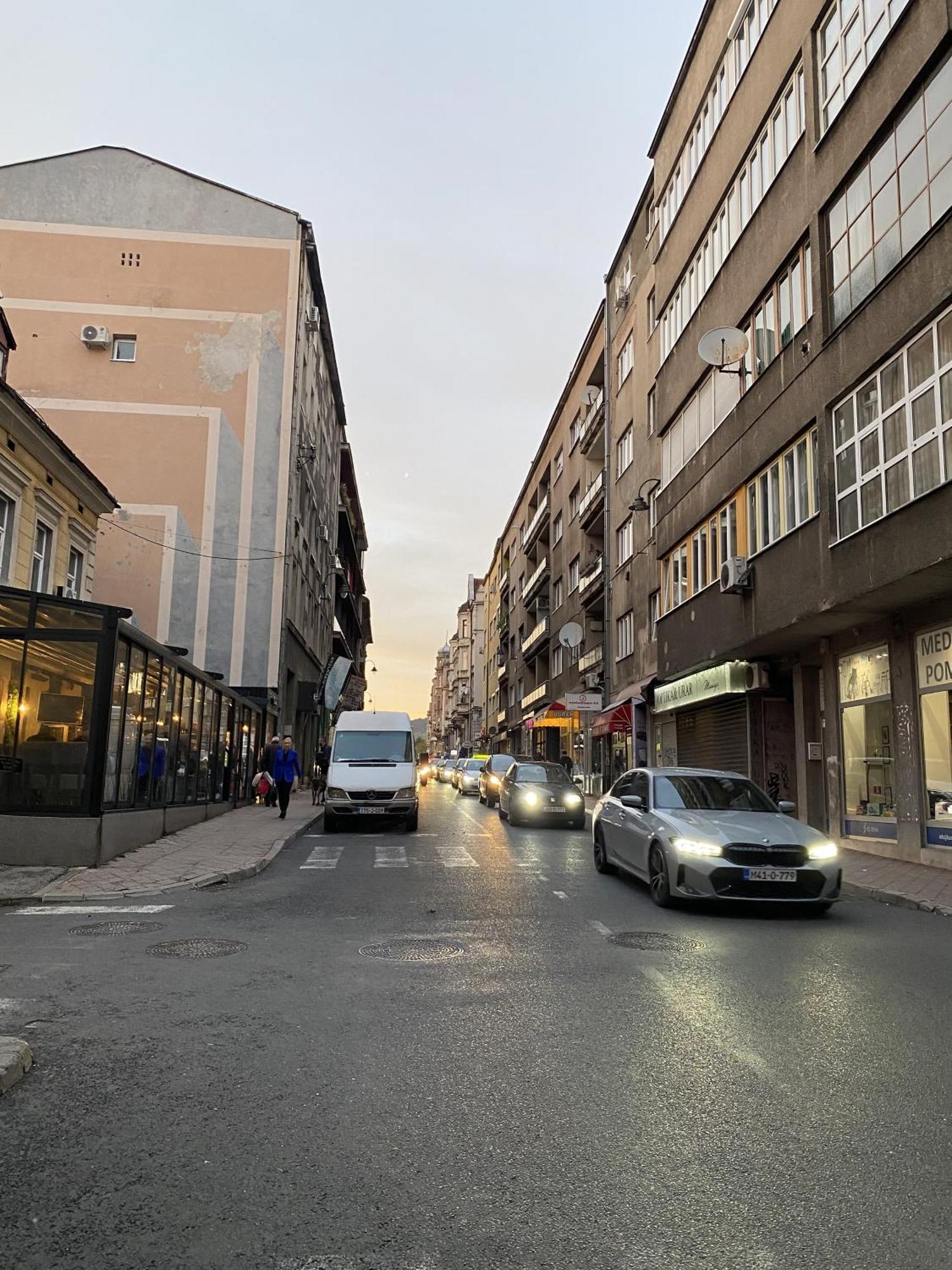 Tim Apartment Sarajevo With Private Parking Dış mekan fotoğraf